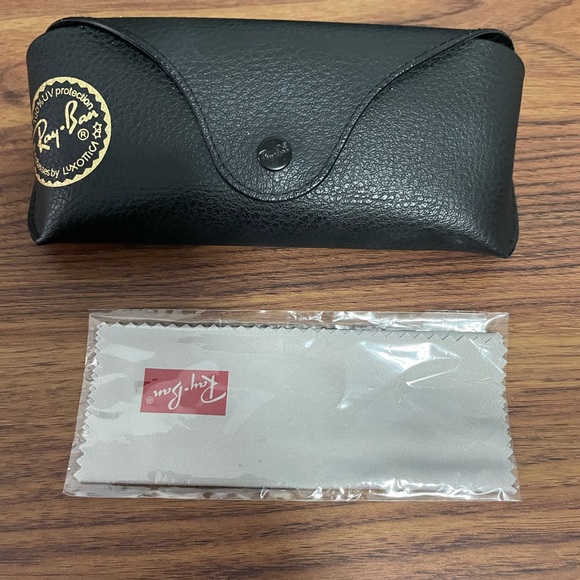 Ray Ban glasses- eyeglass frames with case and cloth - Picture 2 of 5